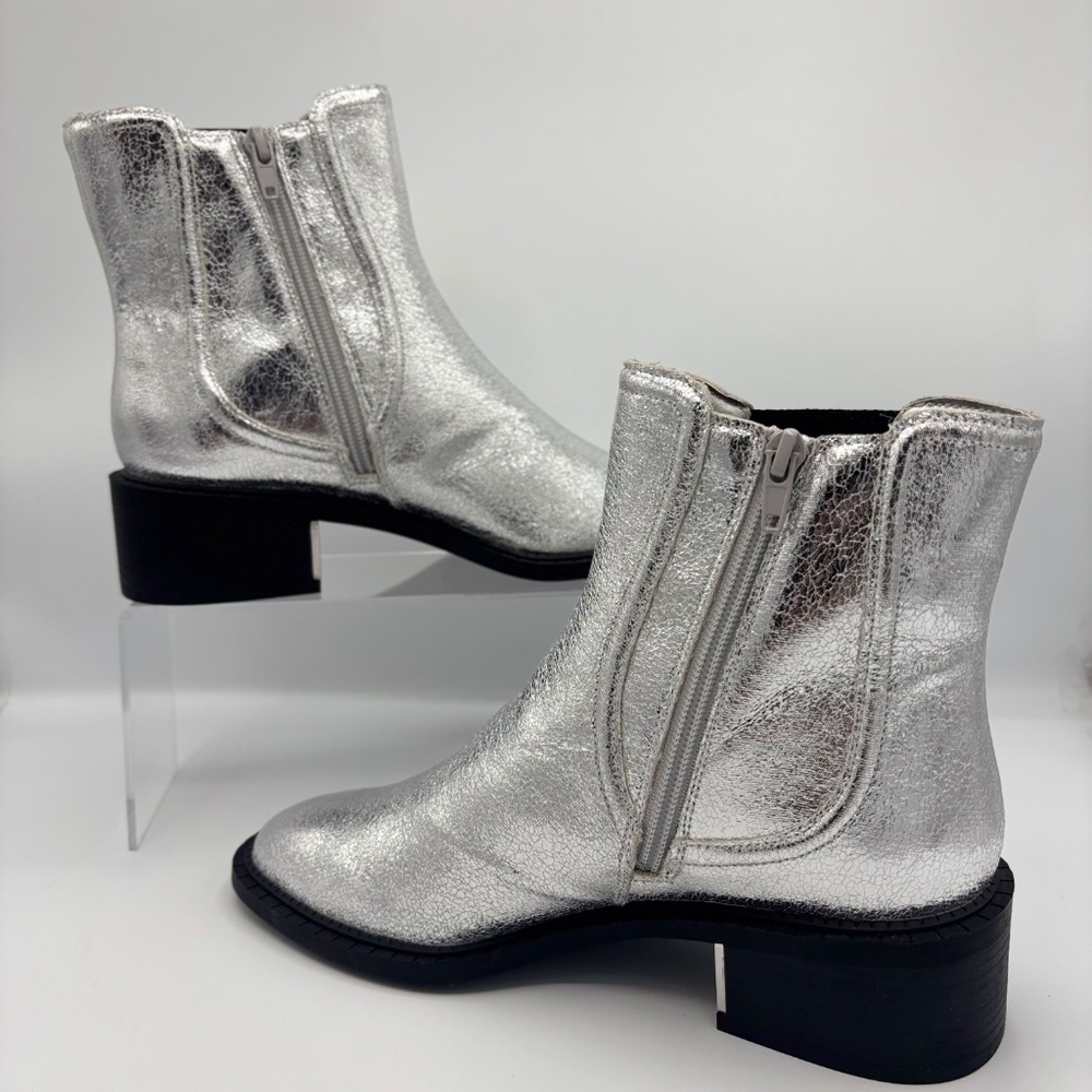 BCBGeneration Barini Silver Metallic Cutout Ankle Boots 6.5M Western Festival - Picture 8 of 16